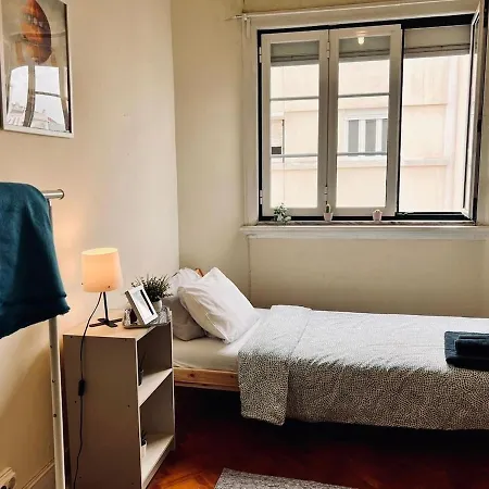 شقة Charming 3 Bedrooms Apartment, Cool Neighbourhood Lisboa