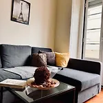 Charming 3 Bedrooms Apartment, Cool Neighbourhood Apartmán