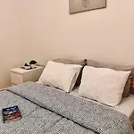 Apartmán Charming 3 Bedrooms Apartment, Cool Neighbourhood *