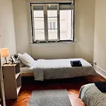 Apartmán Charming 3 Bedrooms Apartment, Cool Neighbourhood