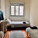Charming 3 Bedrooms Apartment, Cool Neighbourhood アパート リスボン