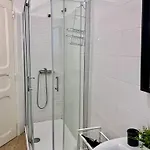 Apartmán Charming 3 Bedrooms Apartment, Cool Neighbourhood *