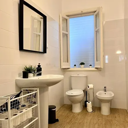 Charming 3 Bedrooms Apartment, Cool Neighbourhood Apartmán Lisboa