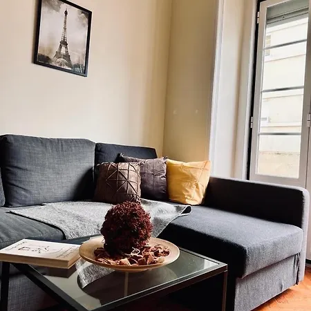 Charming 3 Bedrooms Apartment, Cool Neighbourhood Apartmán