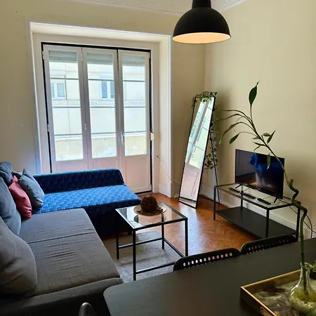 Charming 3 Bedrooms Apartment, Cool Neighbourhood Apartmán