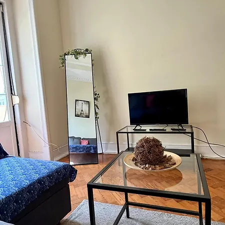 Charming 3 Bedrooms Apartment, Cool Neighbourhood Lisboa