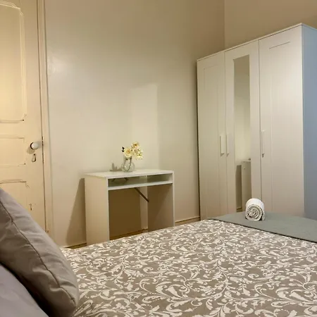 Charming 3 Bedrooms Apartment, Cool Neighbourhood Apartmán Lisboa
