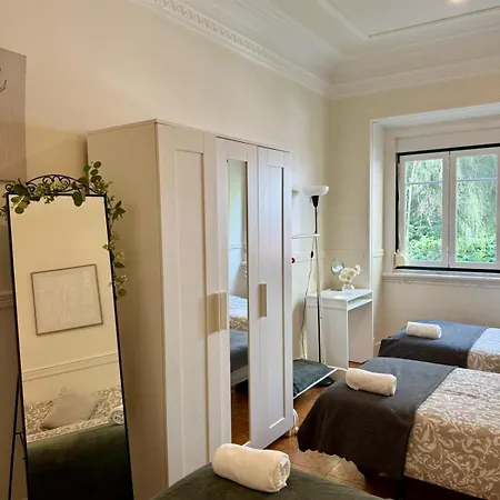 Charming 3 Bedrooms Apartment, Cool Neighbourhood Lisboa
