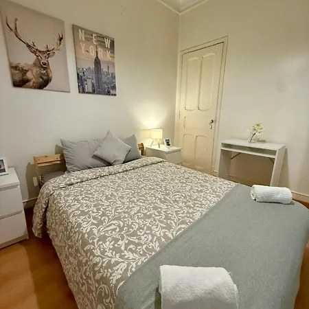 Charming 3 Bedrooms Apartment, Cool Neighbourhood Lisboa