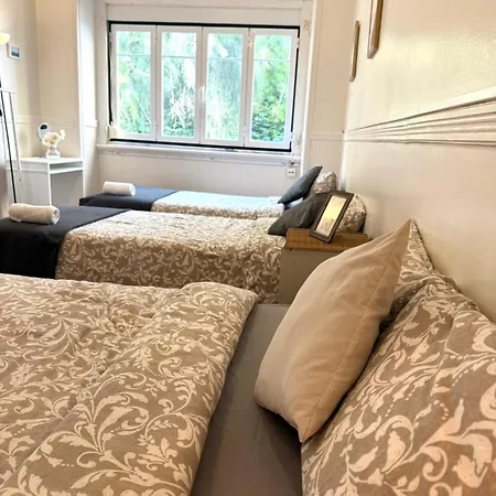 Charming 3 Bedrooms Apartment, Cool Neighbourhood Apartmán