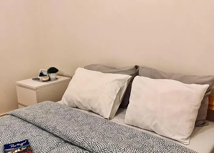 公寓 Charming 3 Bedrooms Apartment, Cool Neighbourhood *