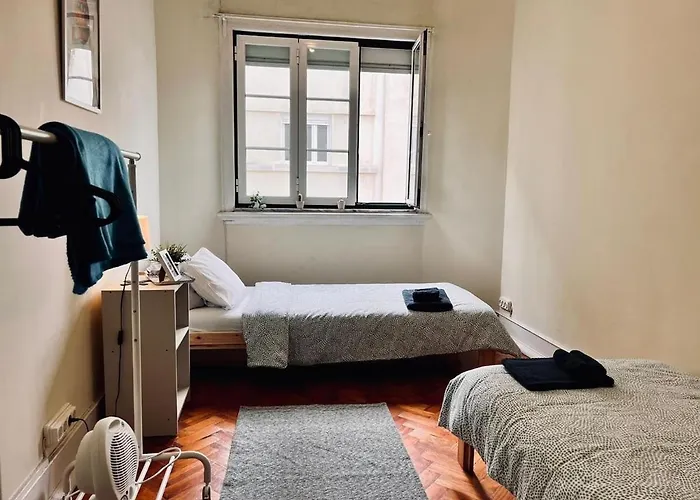 Charming 3 Bedrooms Apartment, Cool Neighbourhood 公寓 Lisboa