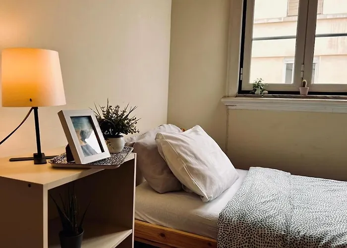 Apartamento Charming 3 Bedrooms Apartment, Cool Neighbourhood Lisboa